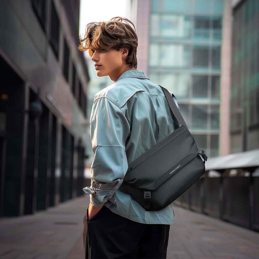 HK Water Repellent Messenger B - Tablet Shoulder Bag reseña y precio