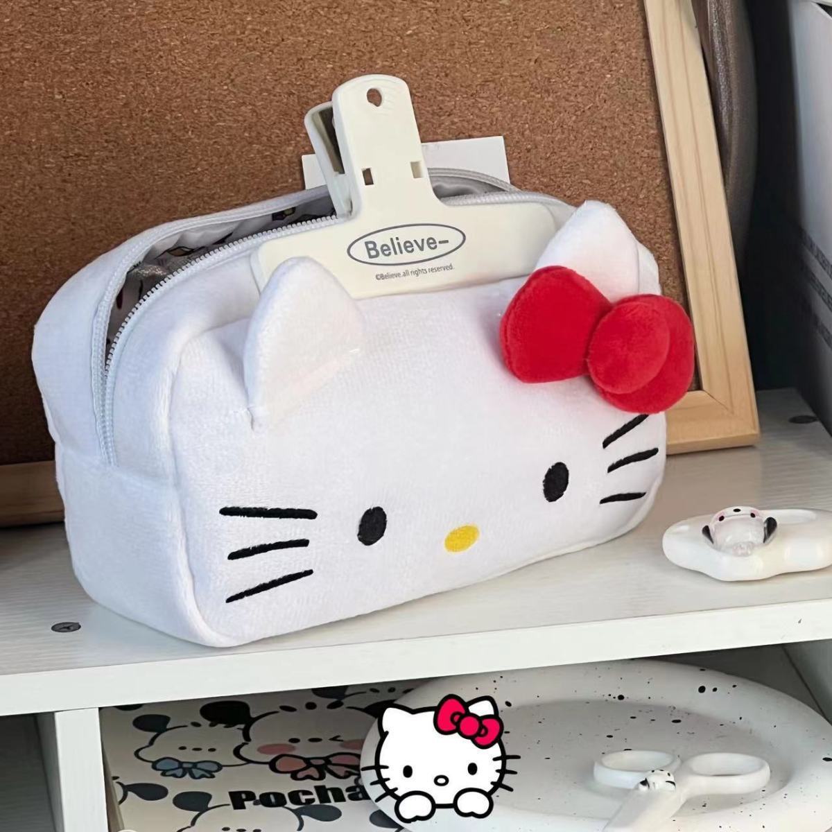 # Hello Kitty Cartoon Pencil C - Case With Pencil Holder reseña y precio