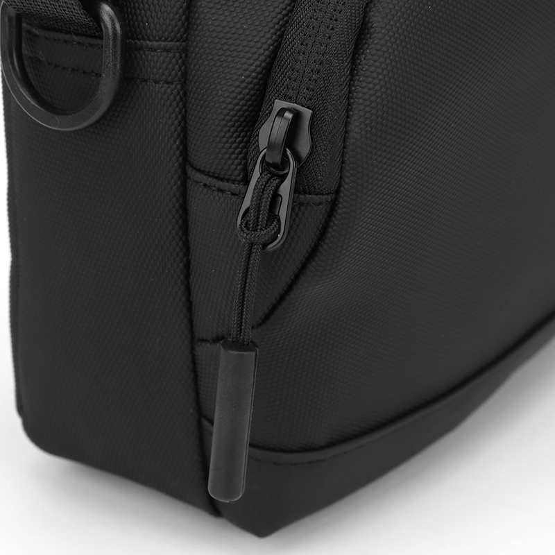 Waterproof Nylon Men Crossbody - Tablet Shoulder Bag reseña y precio